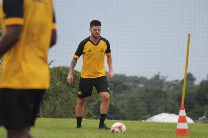 Volante formado pelo Criciúma faz exames para retornar ao Tigre