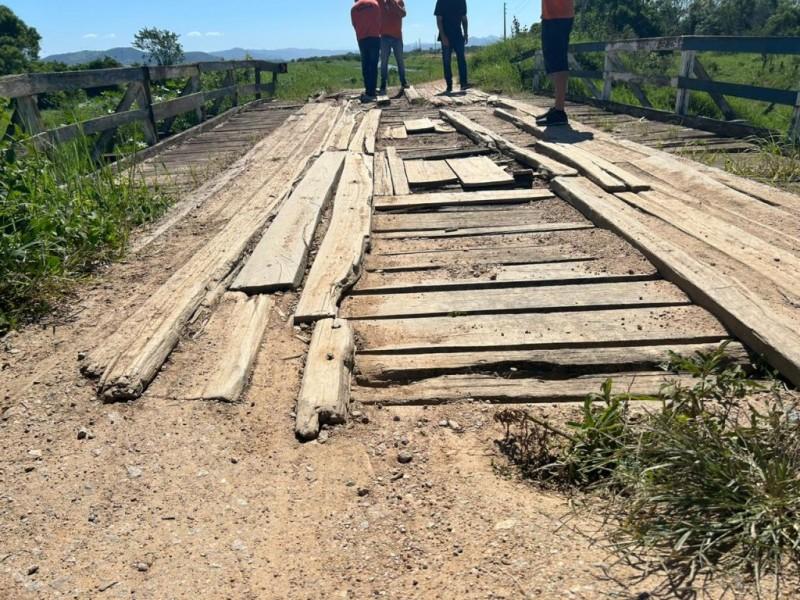Laudo técnico aponta 'condição alarmante' de ponte interditada entre Tubarão e Laguna