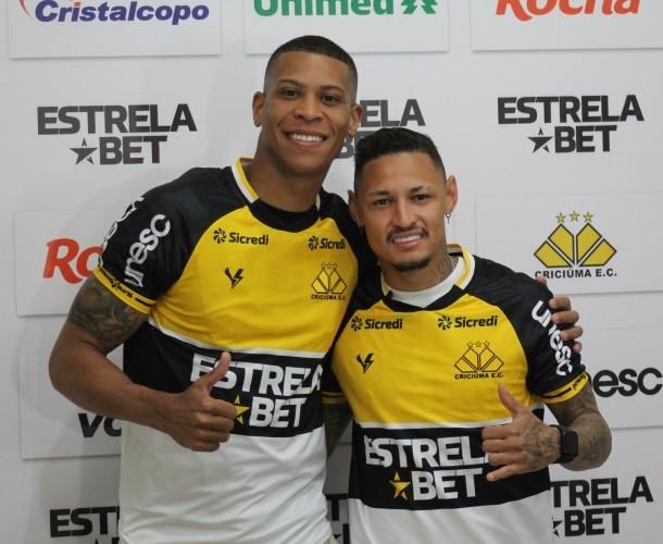 Atacantes Neilton e Hygor são apresentados e ressaltam briga por acesso à Série A  