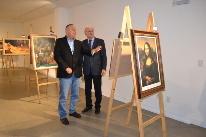 Pinturas e dança abrem evento cultural na Acic
