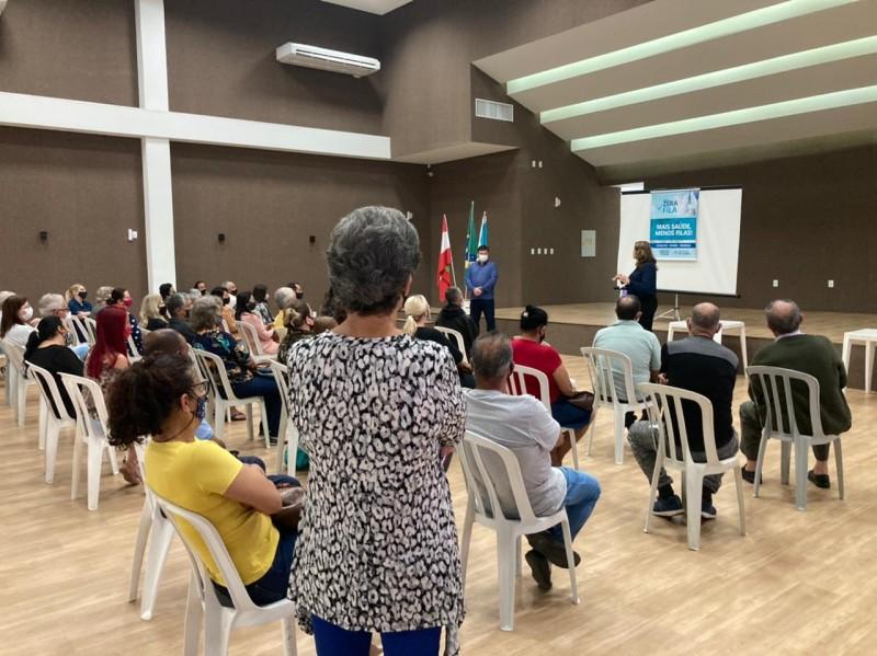 Em Içara, 'Zera Fila' entrega mais 50 autorizações para próteses dentárias 