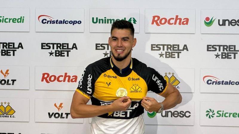 Zagueiro venezuelano aguarda inscrição no BID para estrear pelo Criciúma