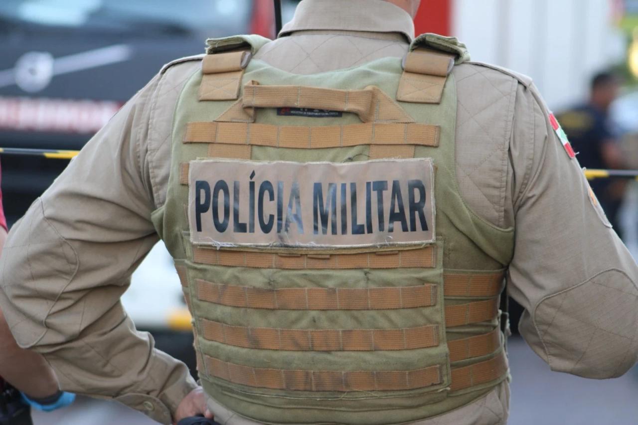 Homem é esfaqueado após reagir a tentativa de assalto em mercado de Criciúma