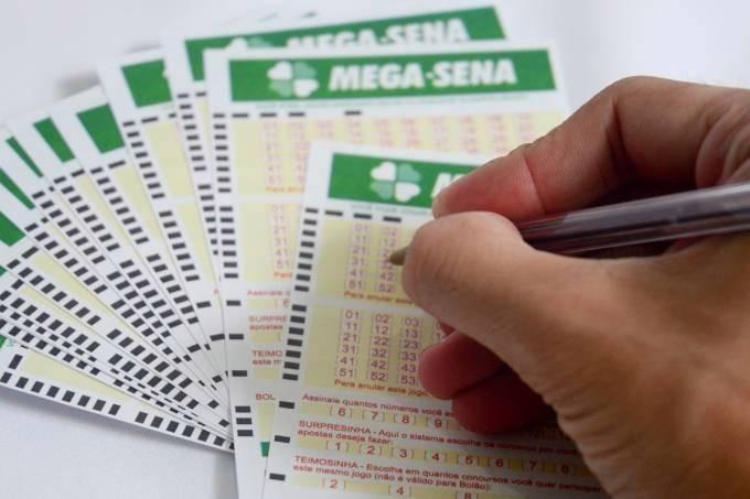 Mega-Sena sorteia R$ 105 milhões nesta quarta-feira 