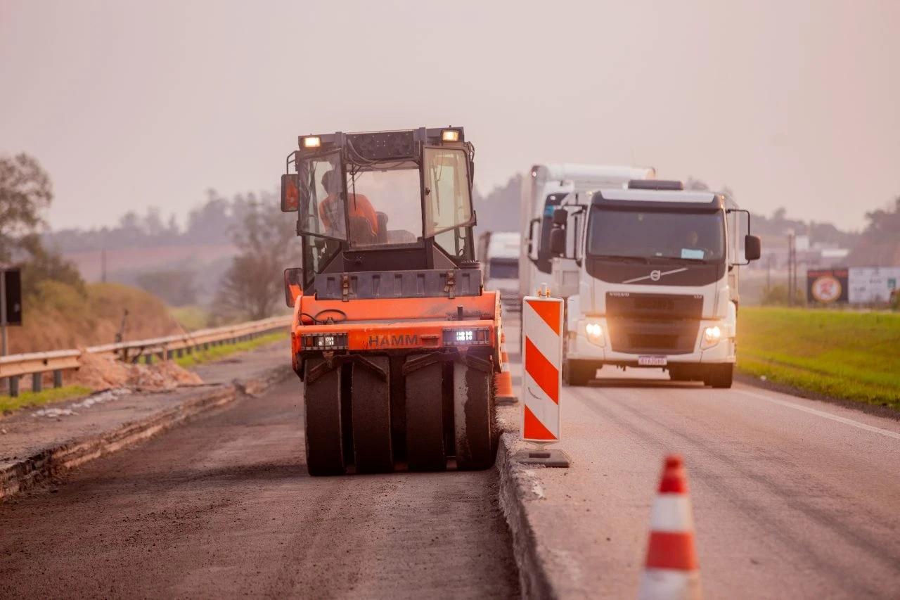 Obras na BR-101 exigem atenção dos motoristas nesta semana
