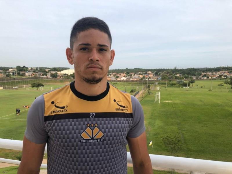 Criciúma contrata Claudevan Pirambu, irmão do atacante Júnior Pirambu