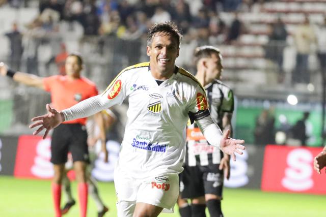 Times do G6 se enfrentam na abertura da 25ª rodada da Série B