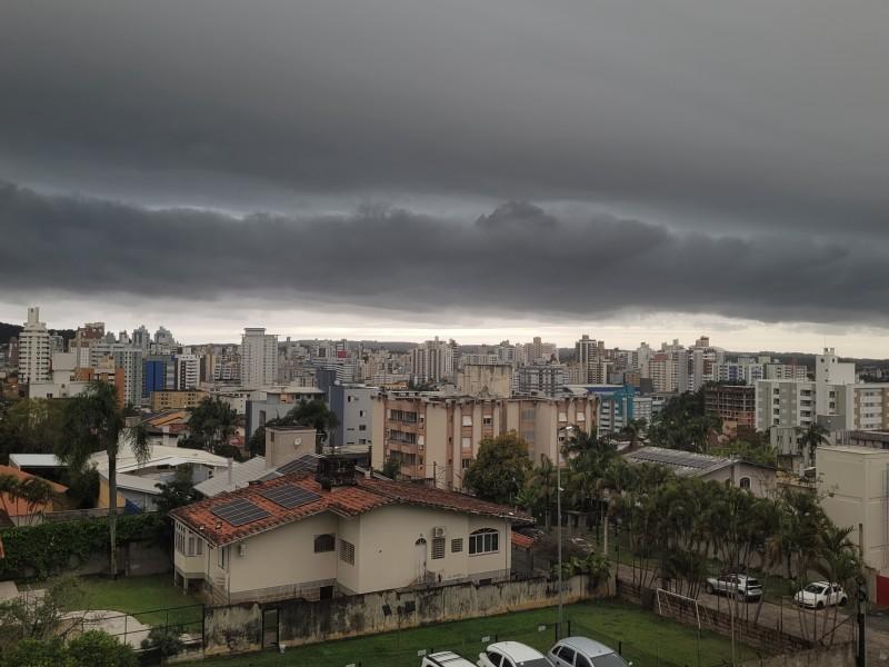 Chuva diminui e frio se intensifica nos próximos dias no Sul de Santa Catarina