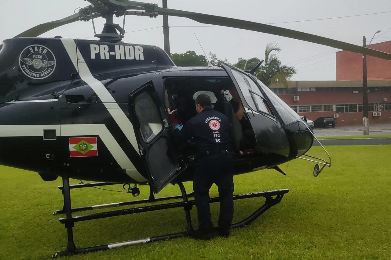 Criança de dois anos se afoga em piscina em Içara