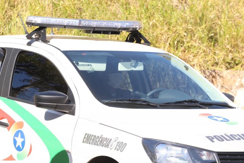 Homem de 54 anos com mandado de prisão ativo é preso em Tubarão 