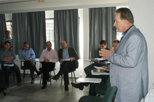  Hospital São Donato apresenta situação financeira para autoridades federias e estaduais 