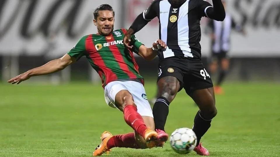 Volante anunciado pelo Tigre teve base argentina e passagem pela Europa