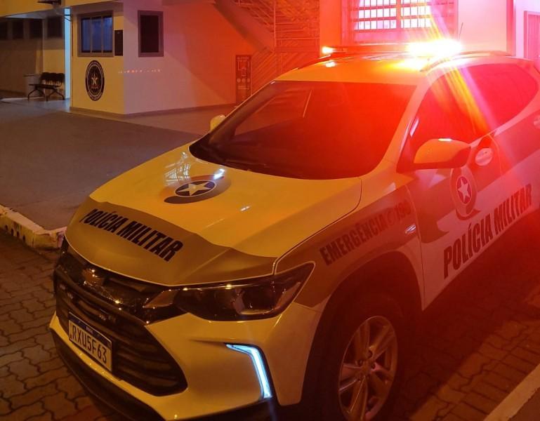 Homem condenado a oito anos de prisão por envolvimento em seis furtos é localizado pela PM