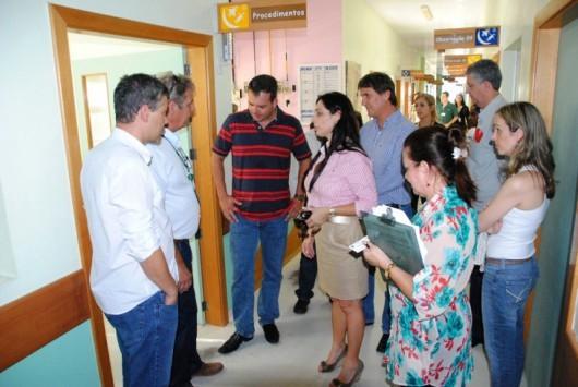 Ministério da Saúde visita obras do Hospital Santa Catarina 