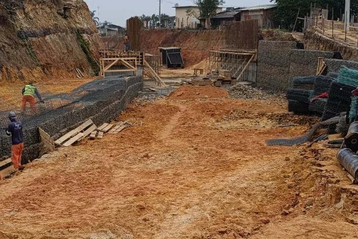 Vídeo: obras de trincheira avançam e acesso ao Rio Maina pode ser liberado nos próximos meses
