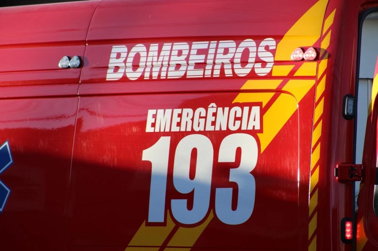 Criança é encaminhada ao hospital após ser atropelada por carro em Criciúma