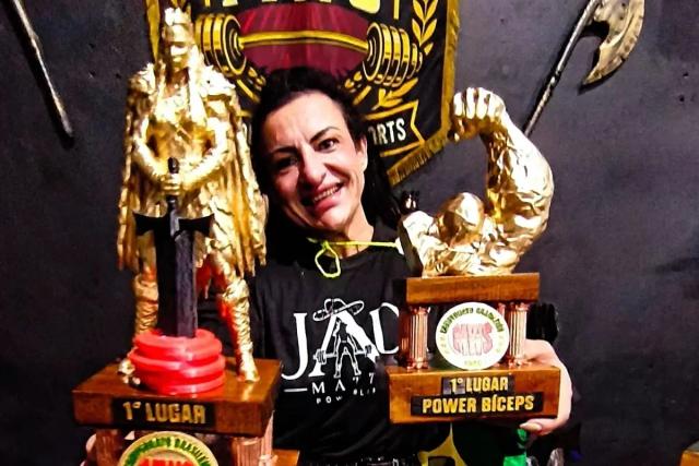 Da obesidade à musculação: moradora de Criciúma e bicampeã mundial disputará etapa do Arnold South America