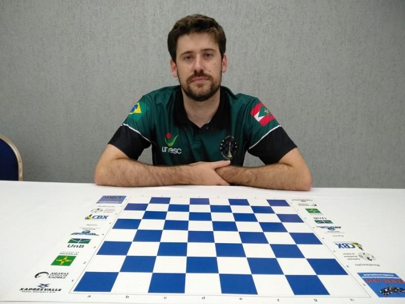 Em Portugal, Claudionor tenta conquista para o xadrez de Içara