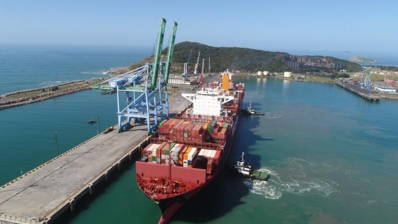 Porto cresce 16% de janeiro a outubro, atrai novas cargas e projeta investimentos 