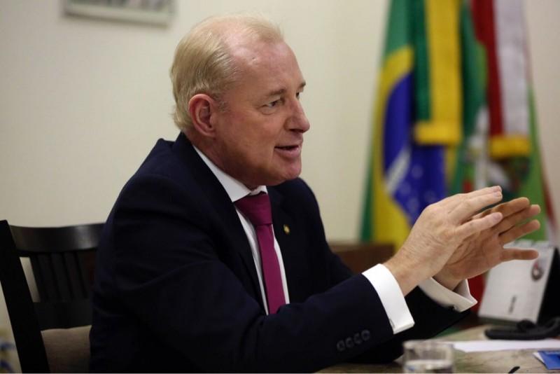 Presidente da Alesc foi hospitalizado na manhã desta terça-feira
