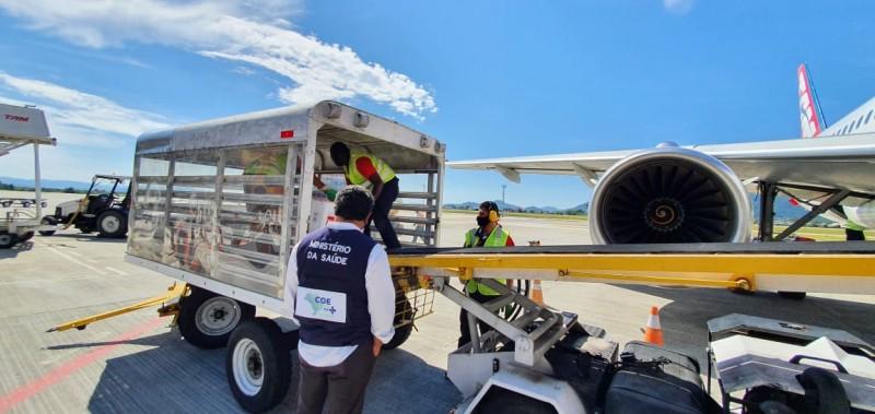 Amrec receberá mais de 8 mil doses da vacina contra a Covid-19; confira a distribuição por município