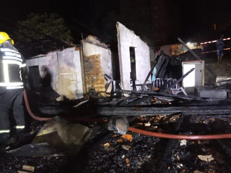 Incêndio destrói casa em Braço do Norte; prejuízo estimado é de R$ 60 mil
