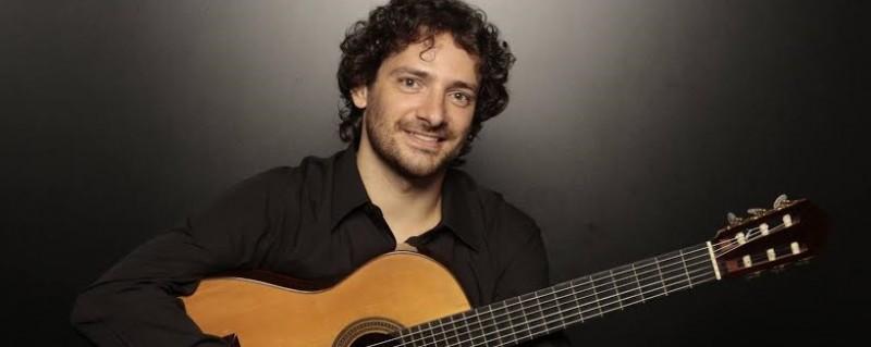 Violonista Vitor Garbelotto se apresenta em Criciúma