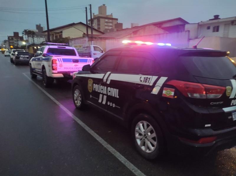 Polícia Civil deflagra operação contra desvio de verbas públicas de Pescaria Brava