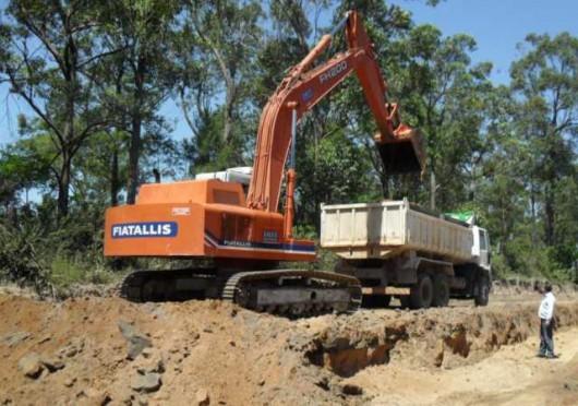 Após críticas, obras voltam à rodovia Lagoa dos Esteves - Barra Velha