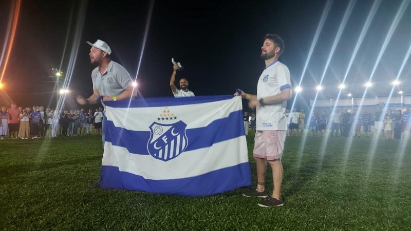 Caravaggio é recebido com festa no Estádio da Montanha