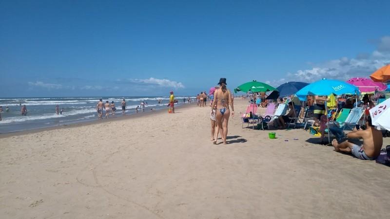 Portaria regulamenta ocupação de praias, rios e lagoas para o verão