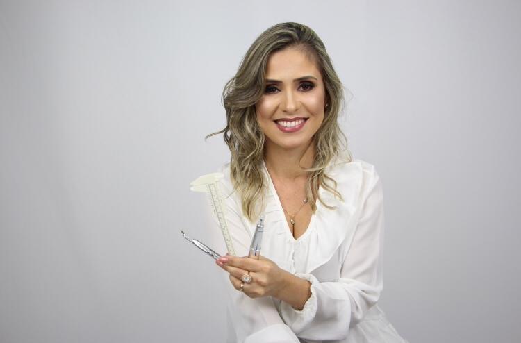 Studio Ariana Couto abrange área da micropigmentação, estética e saúde  
