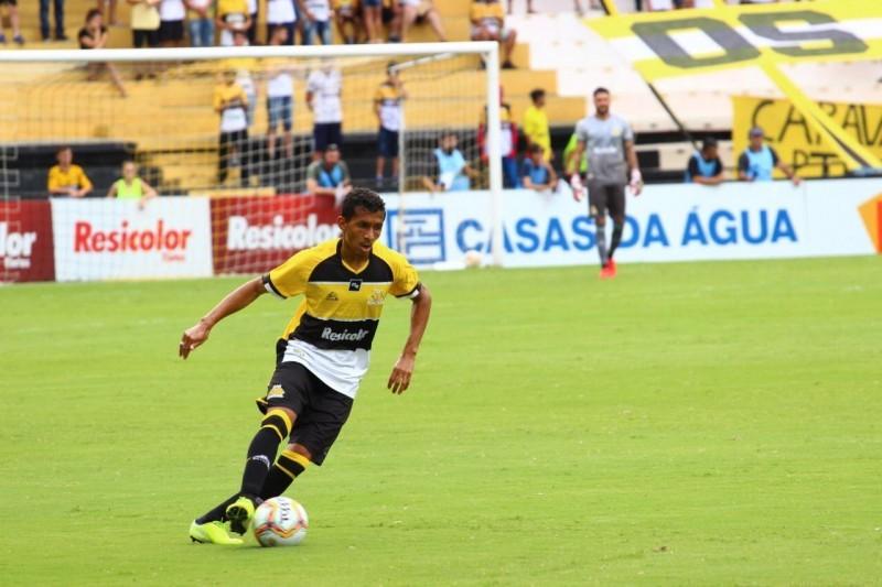 Andrew deixa o Criciúma e é contratado pelo Paraná
