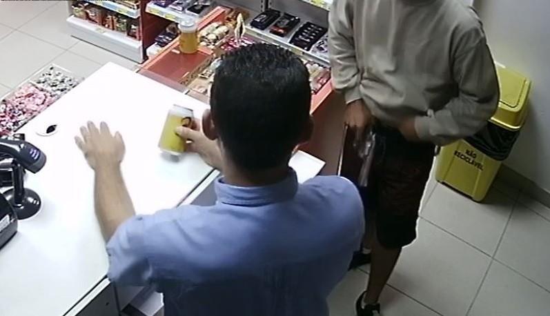 Investigações em casos de roubo e extorsão resultam em três prisões