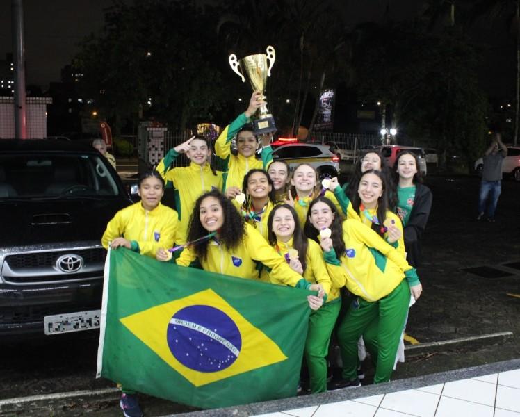Basquete feminino da Satc/FME/Mampituba foi destaque a nível estadual, nacional e continental em 2023