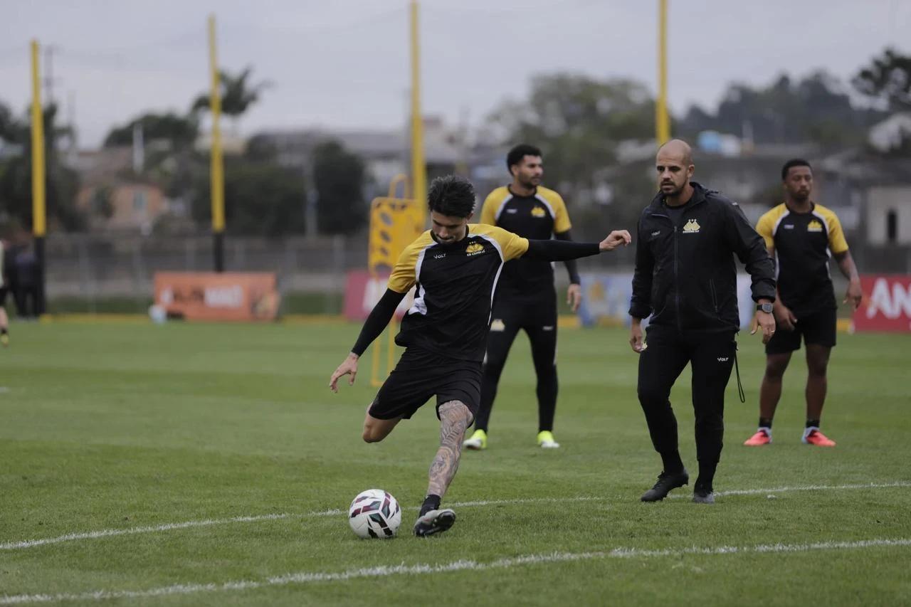 Após dois jogos fora, Criciúma reencontra torcida neste domingo no Majestoso