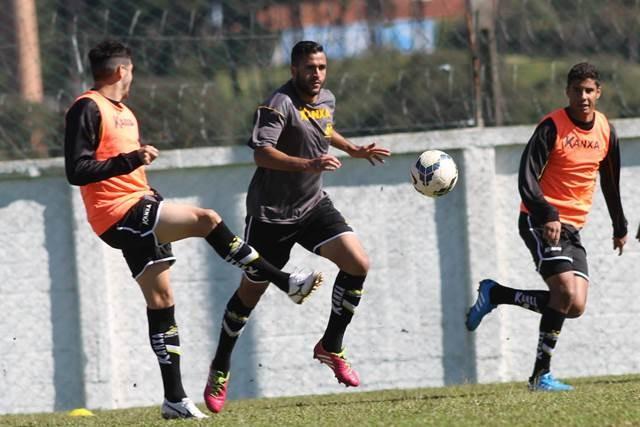 Com lesão na coxa, Ronaldo Alves desfalcará o Tigre por cerca de três semanas
