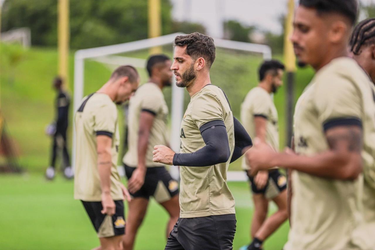 Criciúma e Caravaggio divulgam lista de relacionados para o clássico regional