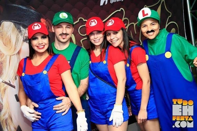 Procura por fantasias para o Carnaval de Invernos cresce em relação a 2014