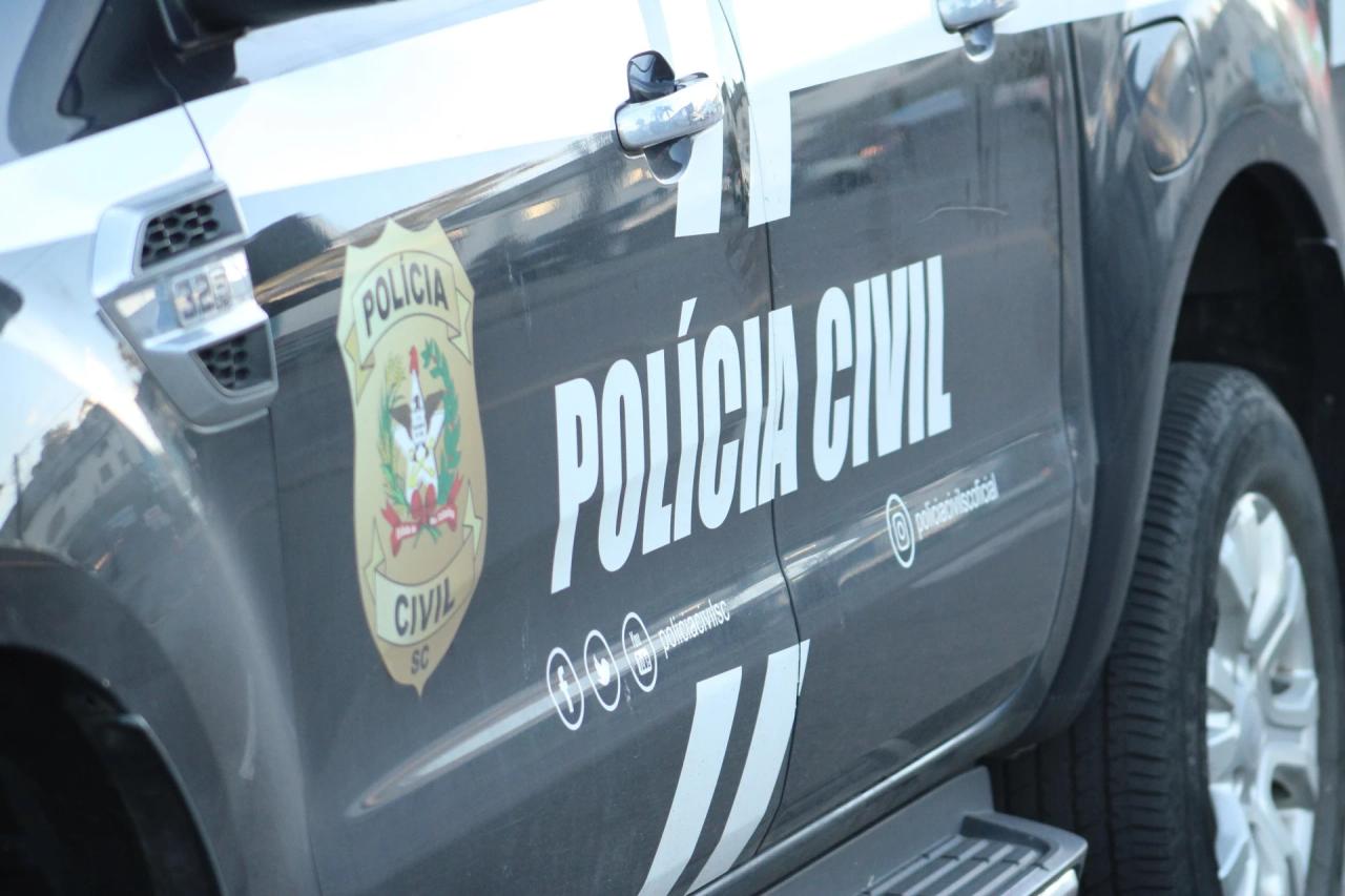 Polícia Civil cumpre mandado de prisão de cinco suspeitos por homicídio de jovem em Araranguá