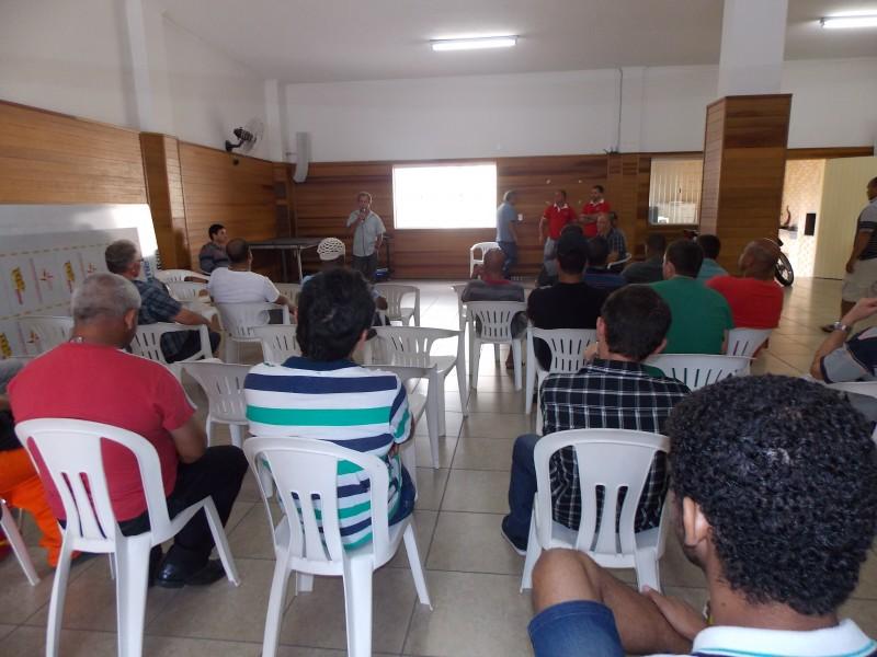 Metalúrgicos rejeitam primeira proposta patronal durante Assembleia 