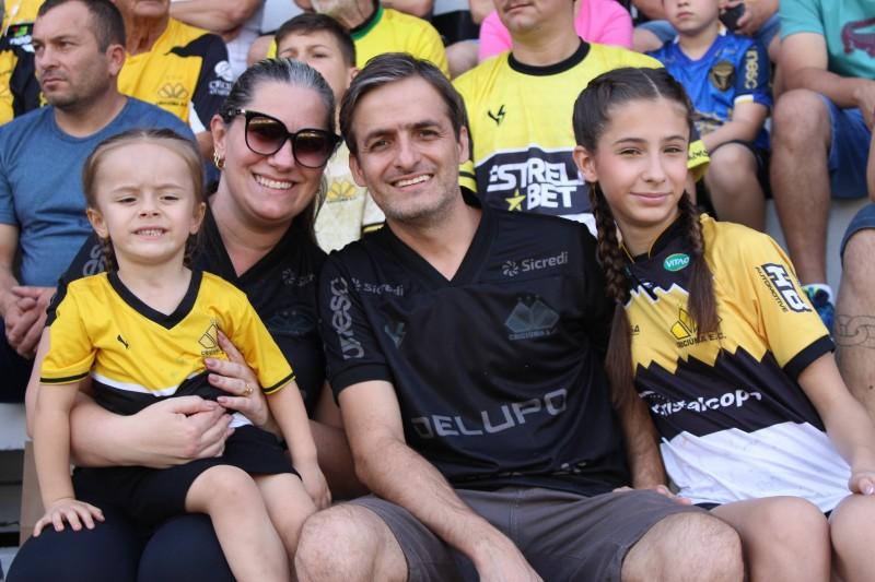 Mais de 13 mil torcedores lotam o Majestoso, mas saem frustrados após goleada sofrida para o Cuiabá 