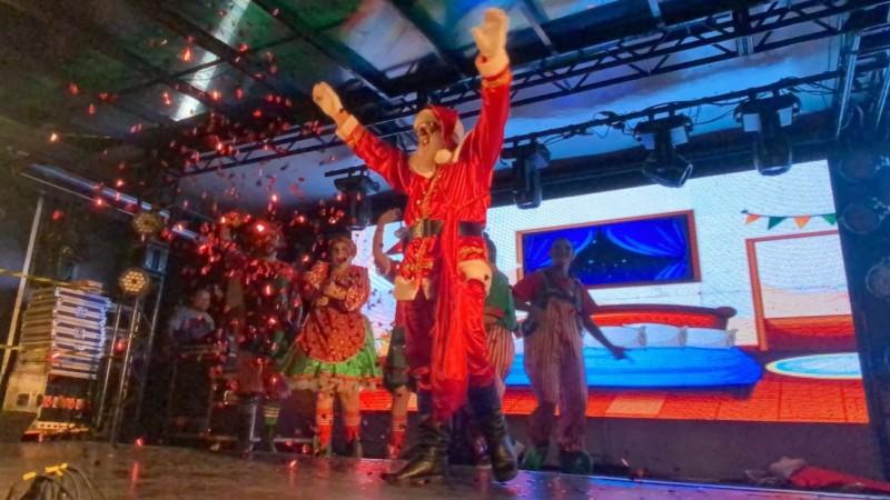 Ainda dá tempo de visitar o Papai Noel na praça em Cocal do Sul