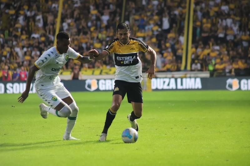 Entre os jogadores, apenas Eder, Matheusinho e Gustavo falaram após o vexame do Tigre