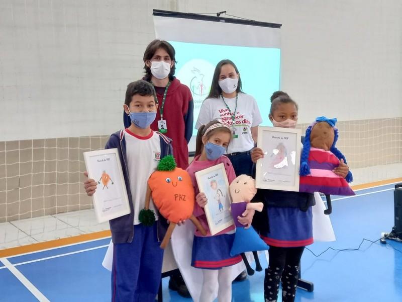 Projeto da Unesc forma nova turma de Agentes de Paz no bairro Paraíso