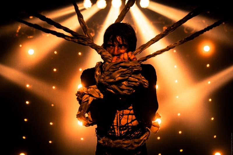 Teatro Elias Angeloni recebe espetáculo sobre psicose