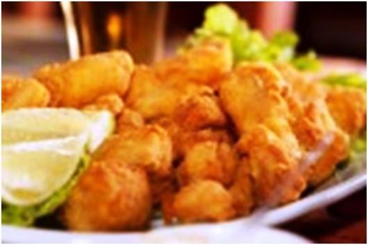 Iscas de peixe com molho rosé