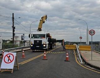 Viaduto é fechado para manutenção em Criciúma