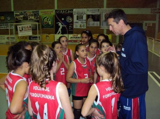 Vôlei de Forquilhinha fica em segundo na liga iniciante