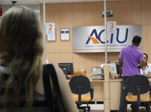 Estudantes pedem mais pontos de recarga do Cartão CriciumaCard Estudante